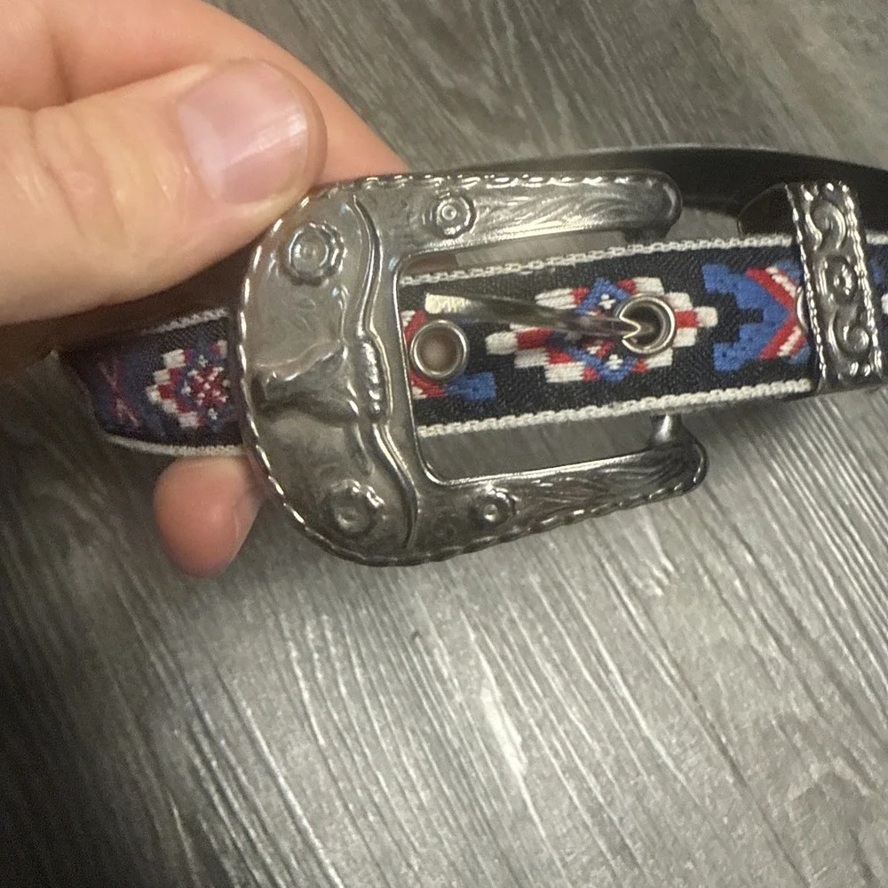 Western Vintage Cowboy Belt with Floral Pattern for Summer and Casual Wear M